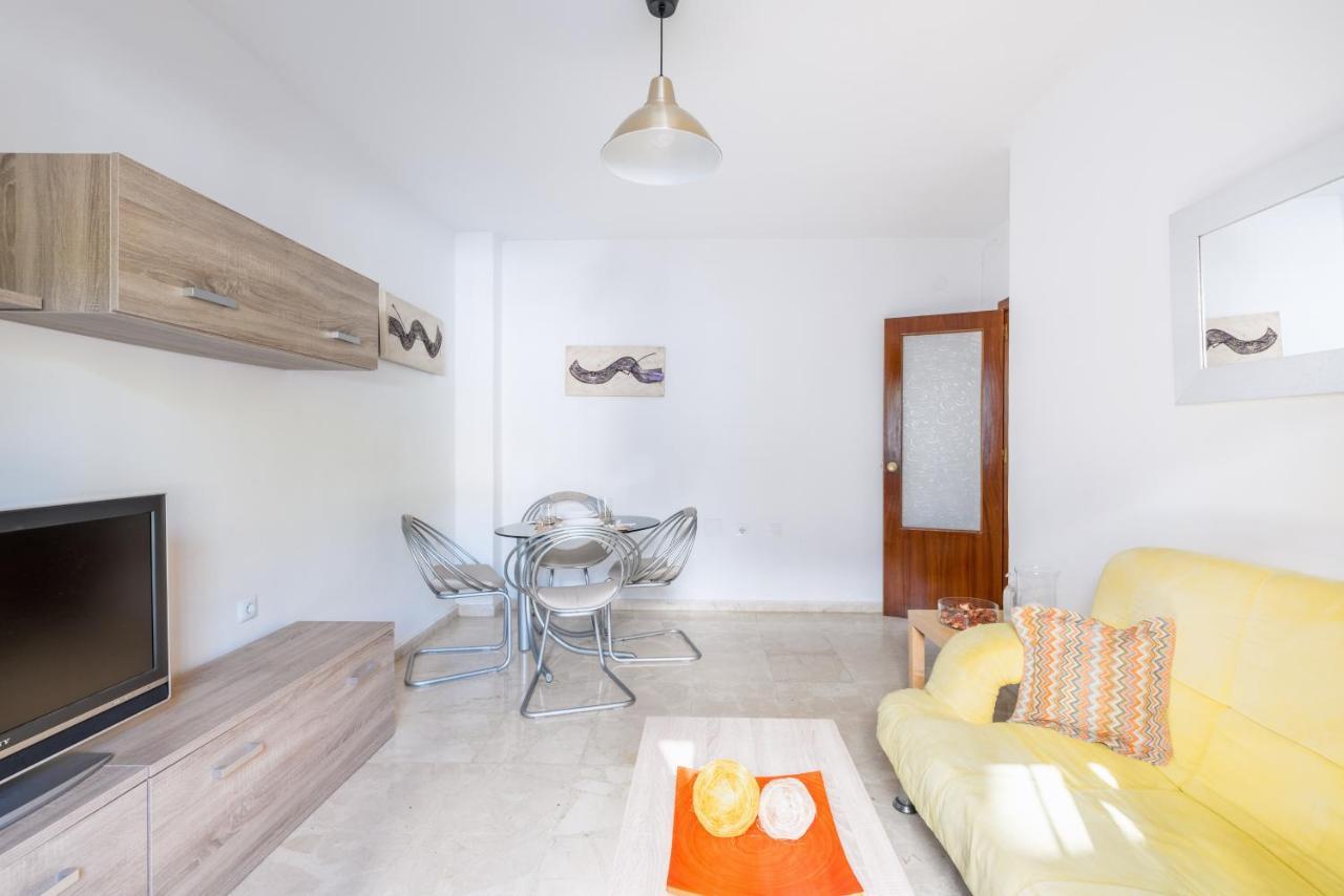 Holi-Rent Procurador Apartment เซบีญา ภายนอก รูปภาพ