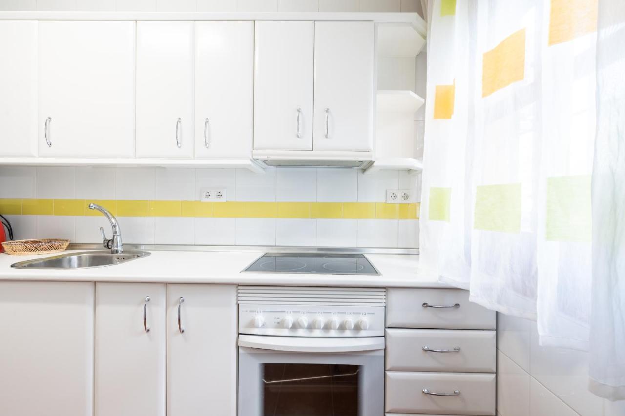 Holi-Rent Procurador Apartment เซบีญา ภายนอก รูปภาพ