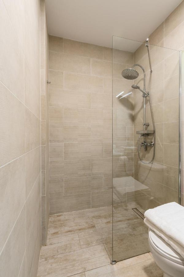 Holi-Rent Procurador Apartment เซบีญา ภายนอก รูปภาพ
