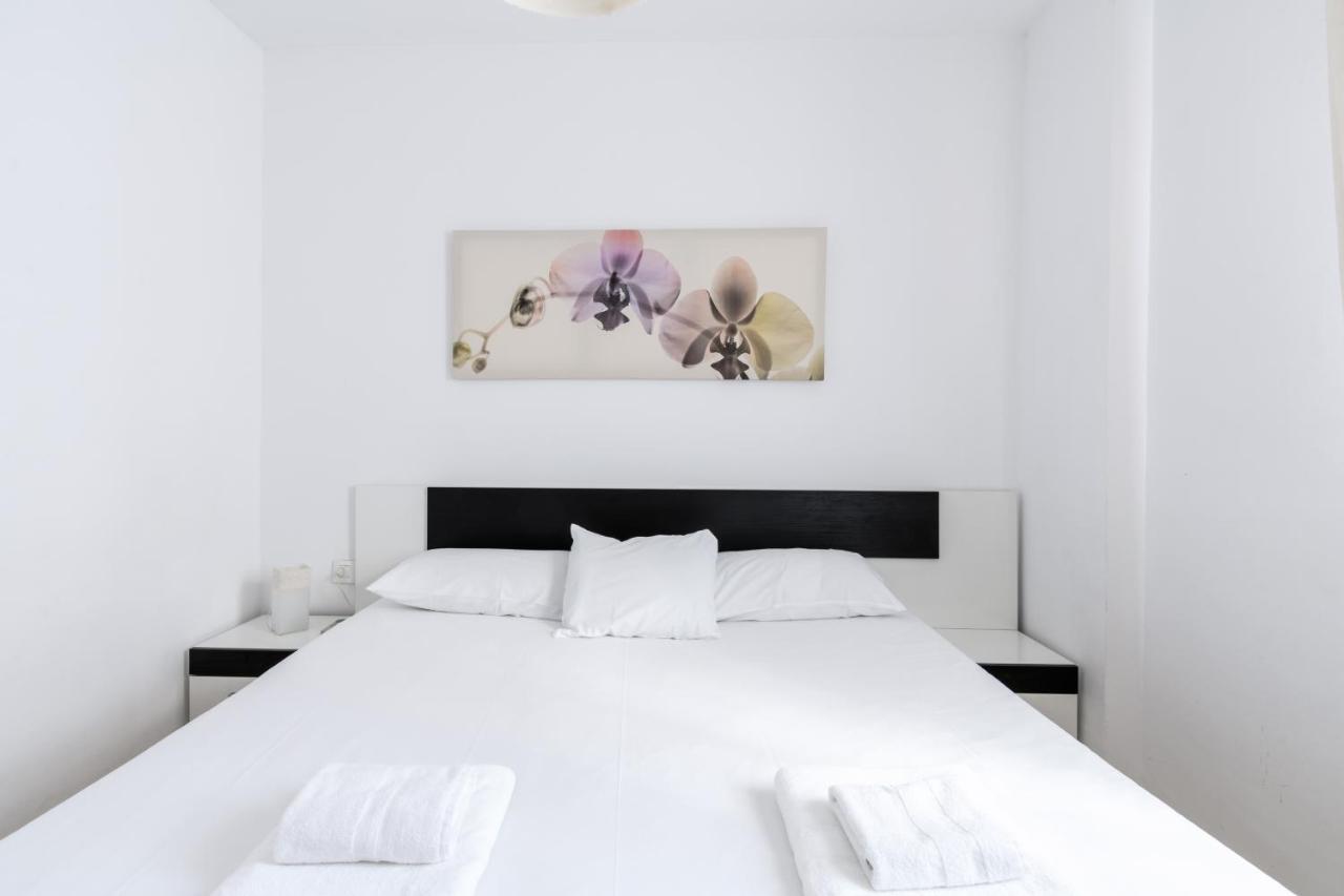 Holi-Rent Procurador Apartment เซบีญา ภายนอก รูปภาพ